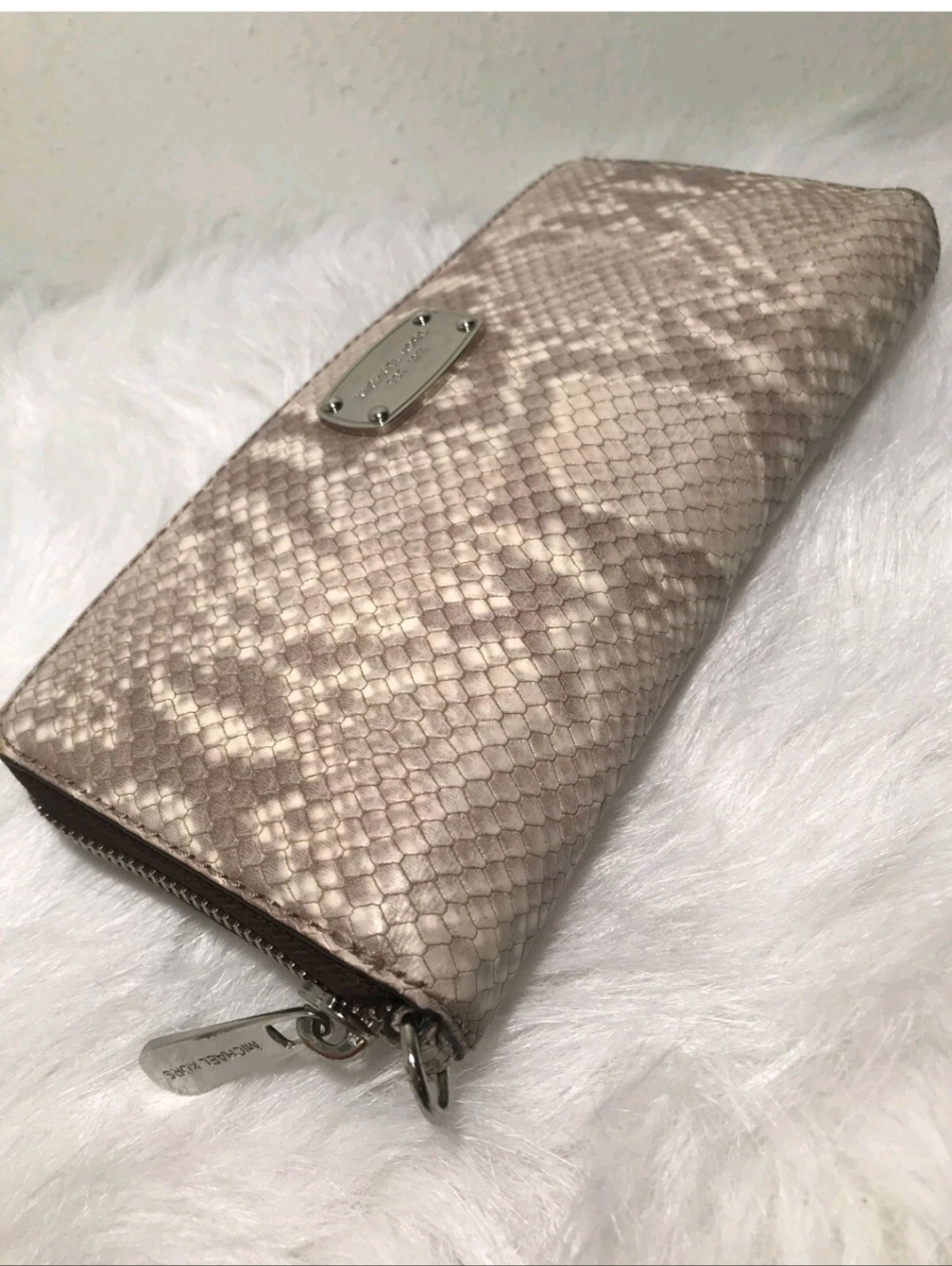 Michael Kors Jet Set Python-Embossed Leather Travel Continental Wallet EUC - Picture 4 of 15